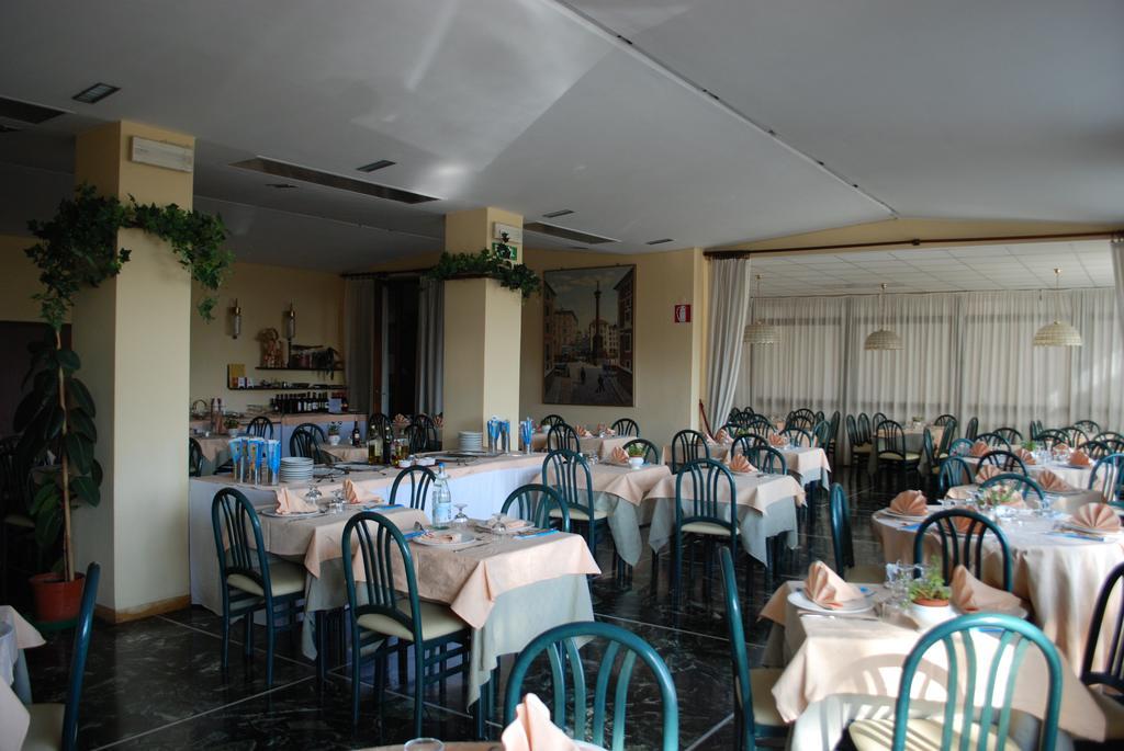 Hotel Palace Varazze Kültér fotó