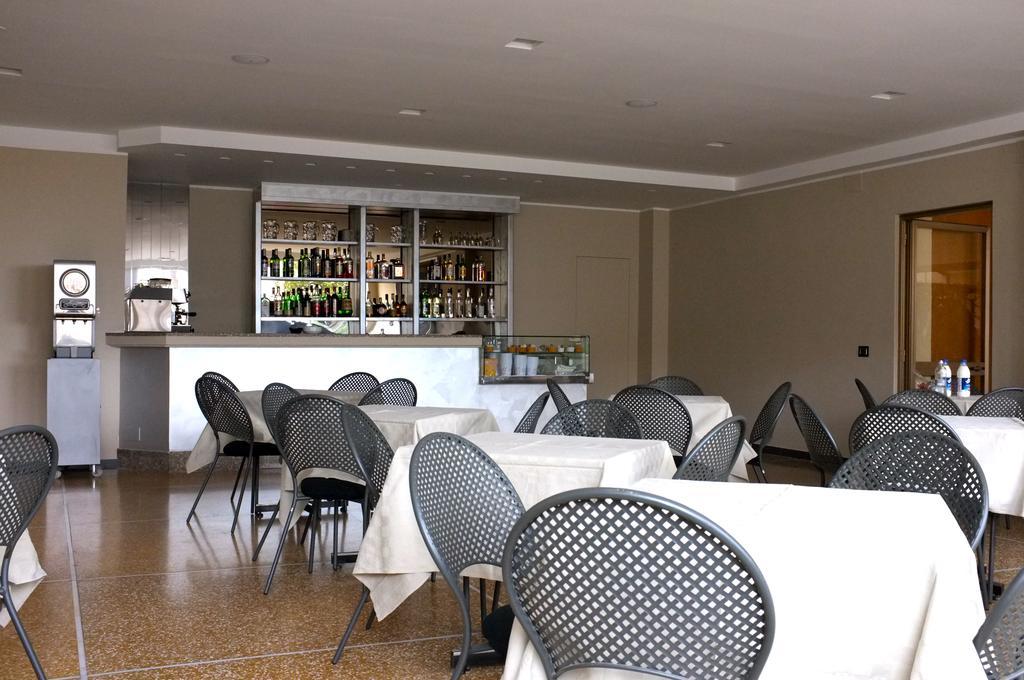 Hotel Palace Varazze Kültér fotó