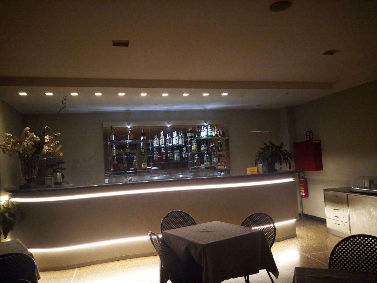 Hotel Palace Varazze Kültér fotó